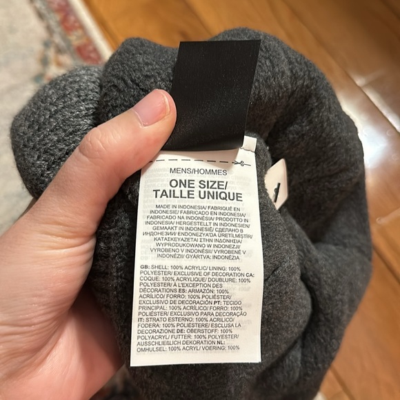 Gray men’s north face, circular rib, beanie, Heniff - Picture 7 of 8